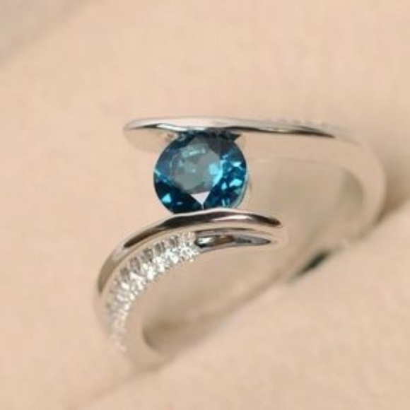 ***New Round Cut Aquamarine 925 Silver Ring - Picture 5 of 5